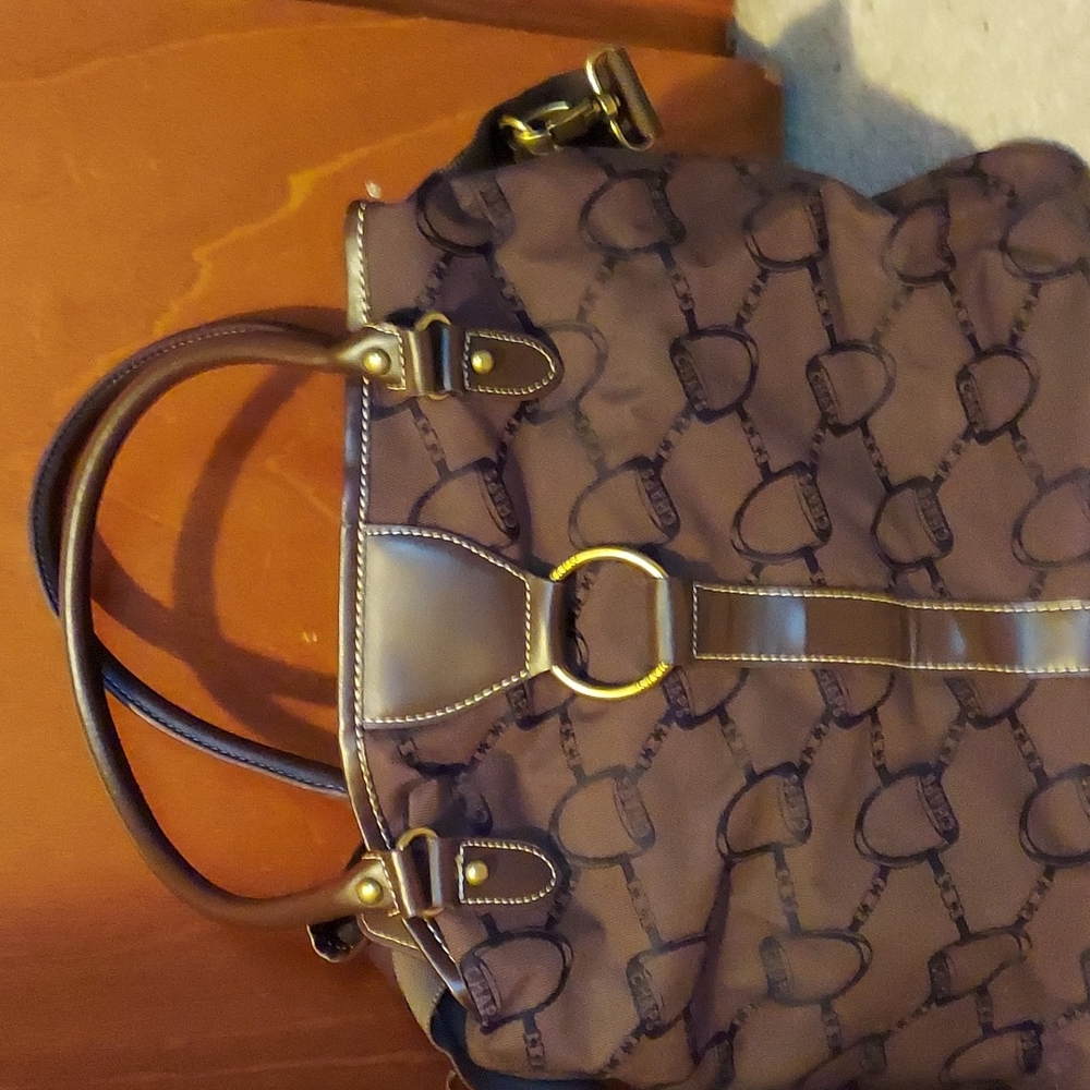 Shoulder bag